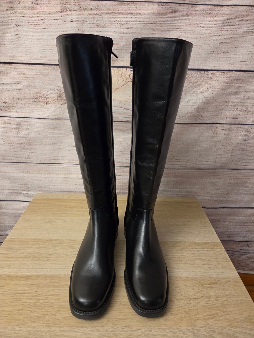 Square Toe Riding Boot
Stuart Weitzman. - Picture 5 of 13